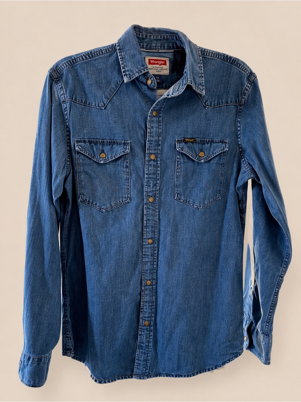 Wrangler Vintage Western Denim Pearl Snap Shirt Women’s Large (Size 14)